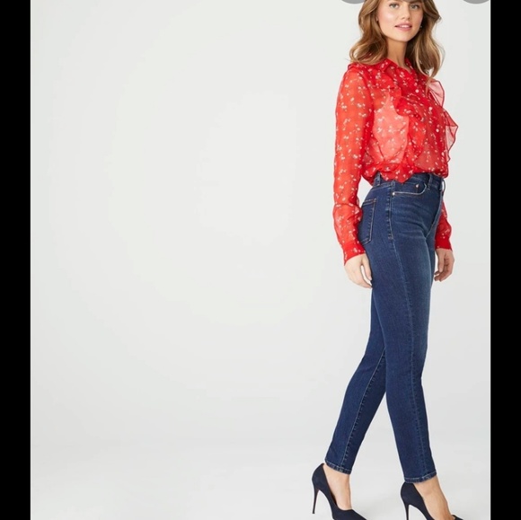 Women's blouse - Picture 5 of 5